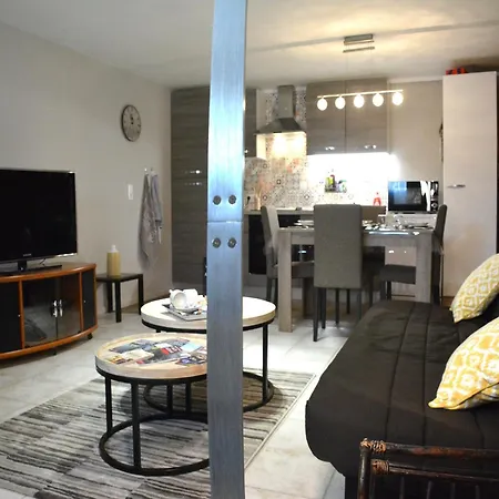 Terrace Apartment,