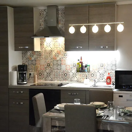 Terrace Apartment, Appartement *