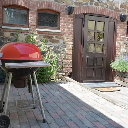 Terrace Apartment, Apartment