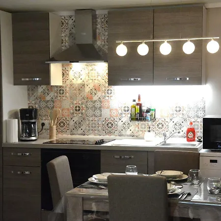 Comfortable With Terrace Appartement Trois-Ponts